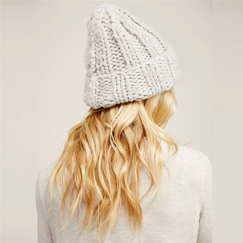 Causal Winter Knitted Hats For Women Fashion Keep Warm Manual Wool Knitted Earmuffs Soft Hats Girls Caps High Quality Female O21