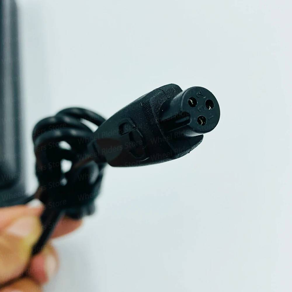 Зарядное устройство INMOTION V11 Оригинальные запасные части аксессуары|Аксессуары
