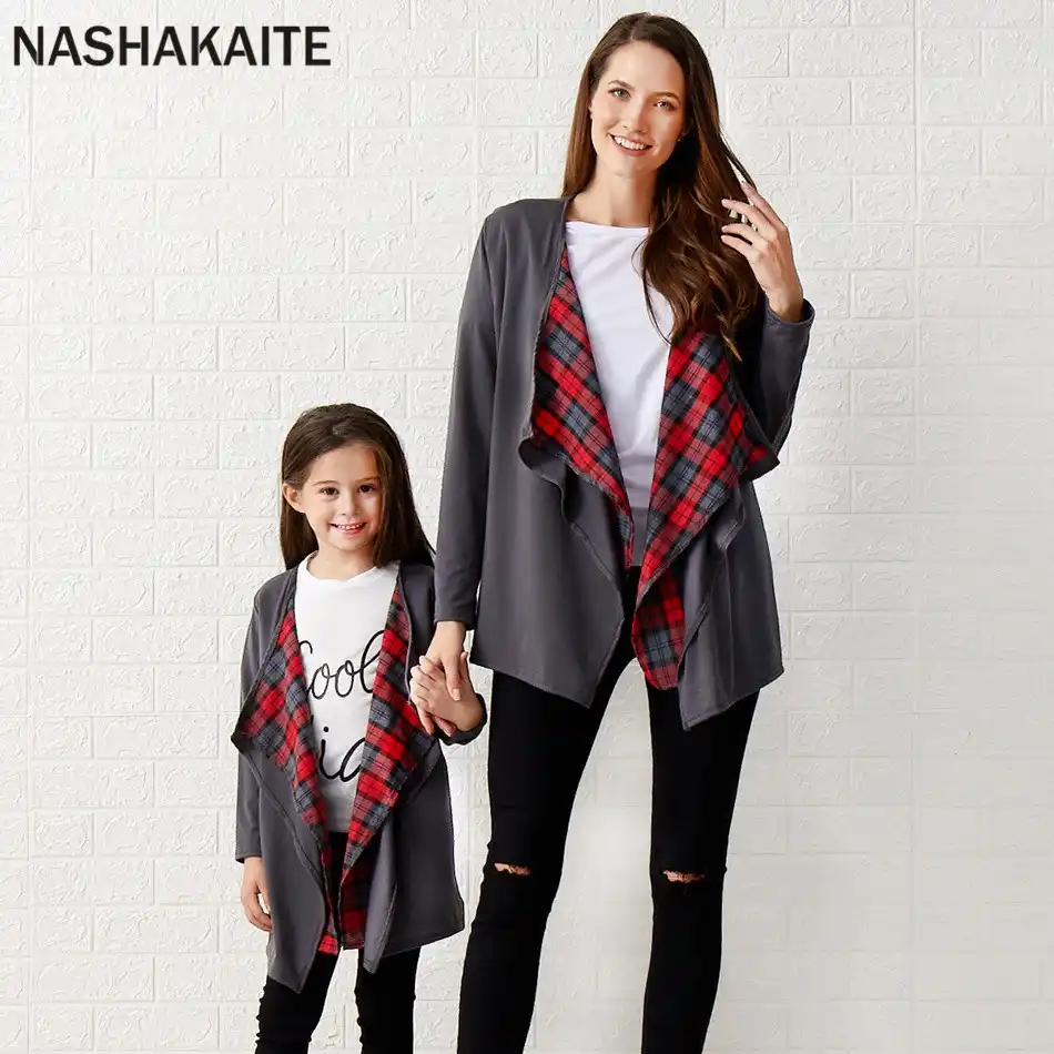 mom and daughter matching cardigans