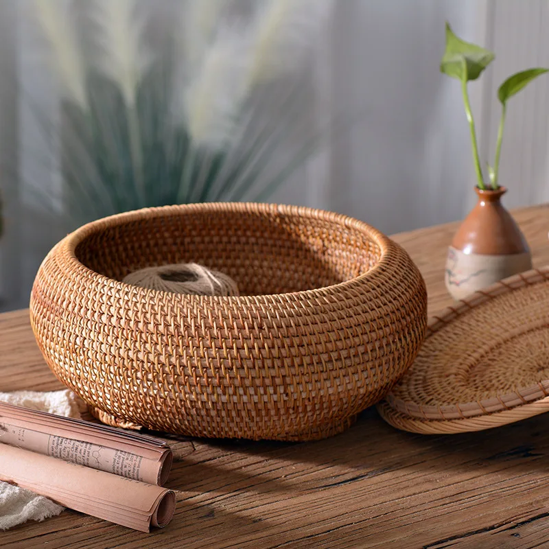 LBER Rattan Boxes with Lid Hand-Woven Multi-Purpose Wicker Tray with Durable Rattan Fiber Round 11 Inch Diameter 3