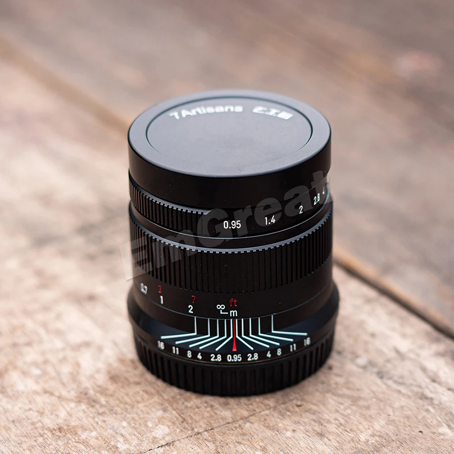 7artisans 35mm F0.95 Full Frame APS-C Manual Focus Lens for