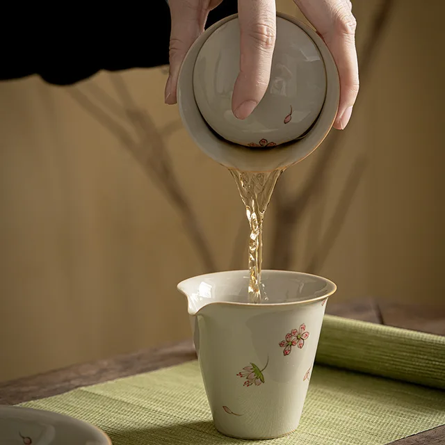 130 Ml Kézzel Festett Sakura Művészet Kerámia Tea Tureen Jégszürke Mázas Készítő Gaiwan Japán Sancai Borító Tál Kung Fu Teárfészek Készlet - Image 5