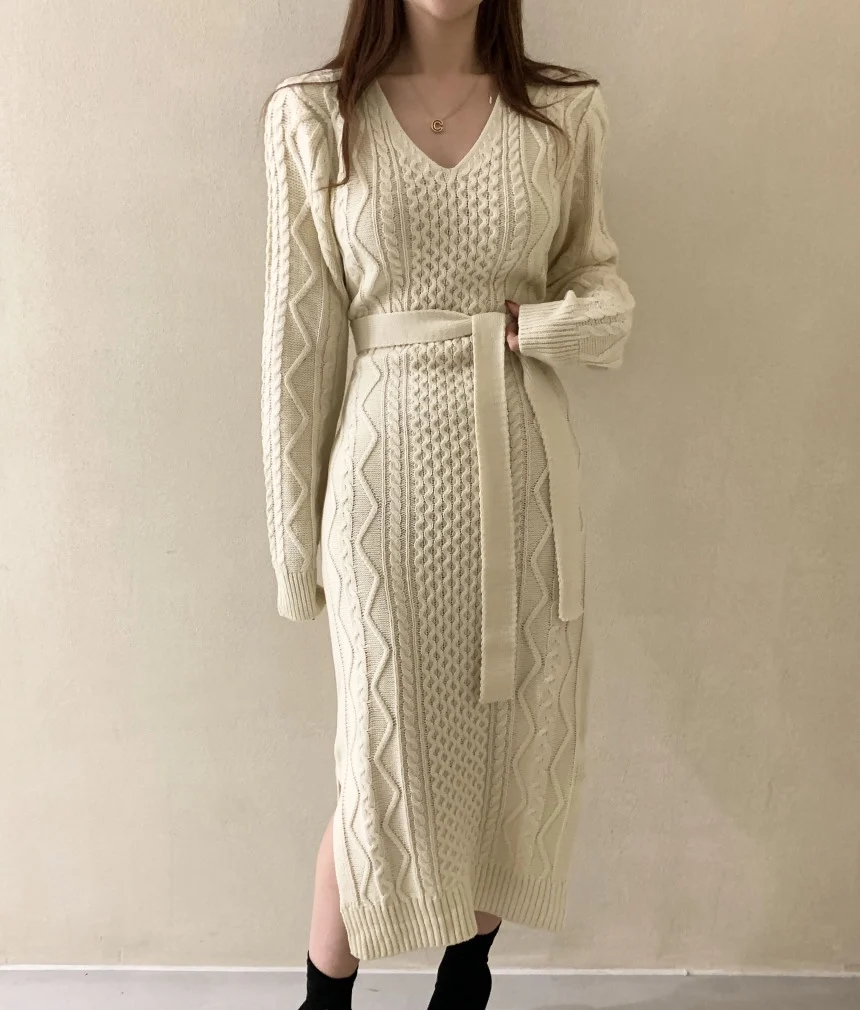 Hb59f3cd56daf4736987bcfd88cf48924X - Winter V-Neck Long Sleeves Twist Solid Knitted Midi Dress with Belt