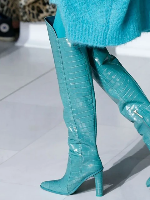 Square Heel Over The Knee Boots: A Fashionable Chunky Heel Runway Choice