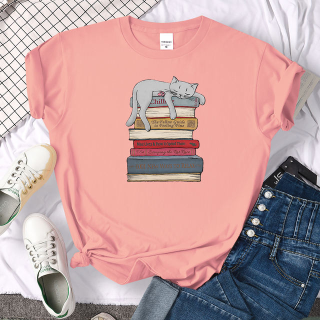 CAT AND BOOK T-SHIRT