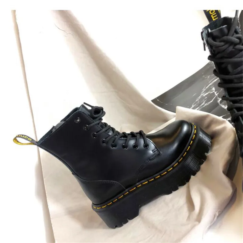 Г., новые зимние женские ботинки с высокой подошвой в британском стиле красивые ботинки, увеличивающие рост