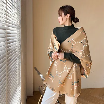 

New style Autumn lady warmth tassels Shawls Fashion Thickened soft Cashmere scarf winter popular letter print wool Beach towel