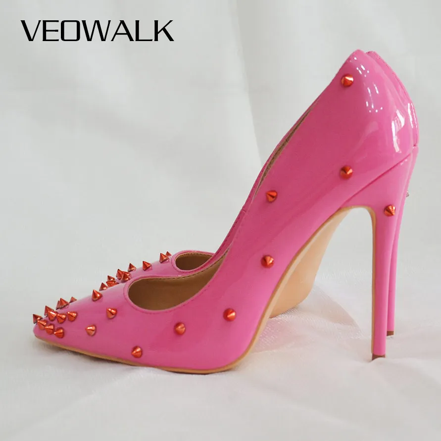 

Veowalk красные заклепки женские сексуальные высокие каблуки с острым носком без застежек панк-Шпильки Модные женские Клубные вечерние свадебные туфли розовые