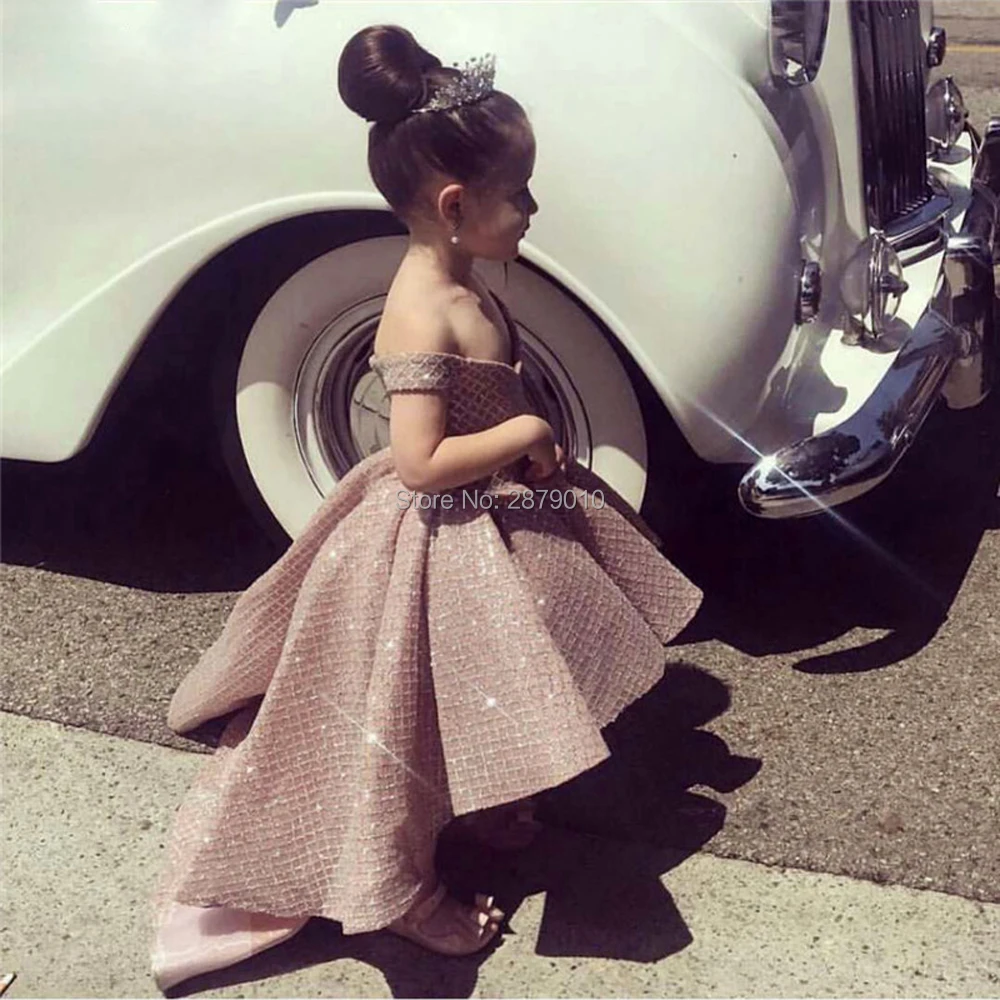 

Pink Shining Sequins Sleeveless Flower Girl's Dress Off The Shoulder Princess Party First Communion Dresses For Girls 2020
