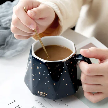 

Starry Nights Lucky Star Mug Ceramic Coffee Mug Travel Tea Cup Nordic Kitchen Table Decor Personalized Mug Gift for Men Friends