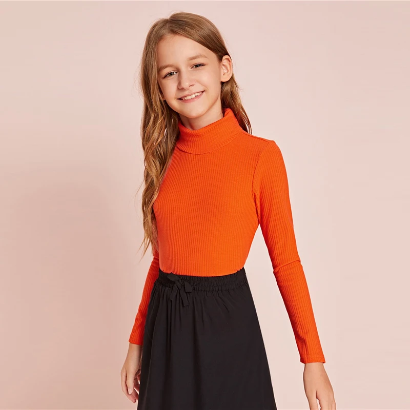 SHEIN Kids/однотонная трикотажная Повседневная футболка в рубчик с воротником-стойкой; детский топ; осень г.; приталенные базовые Детские футболки с длинными рукавами