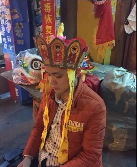 

Tang's Monk Hat Xuanzang Cap Chinese Monk Abbot Men Embroidered Headwear