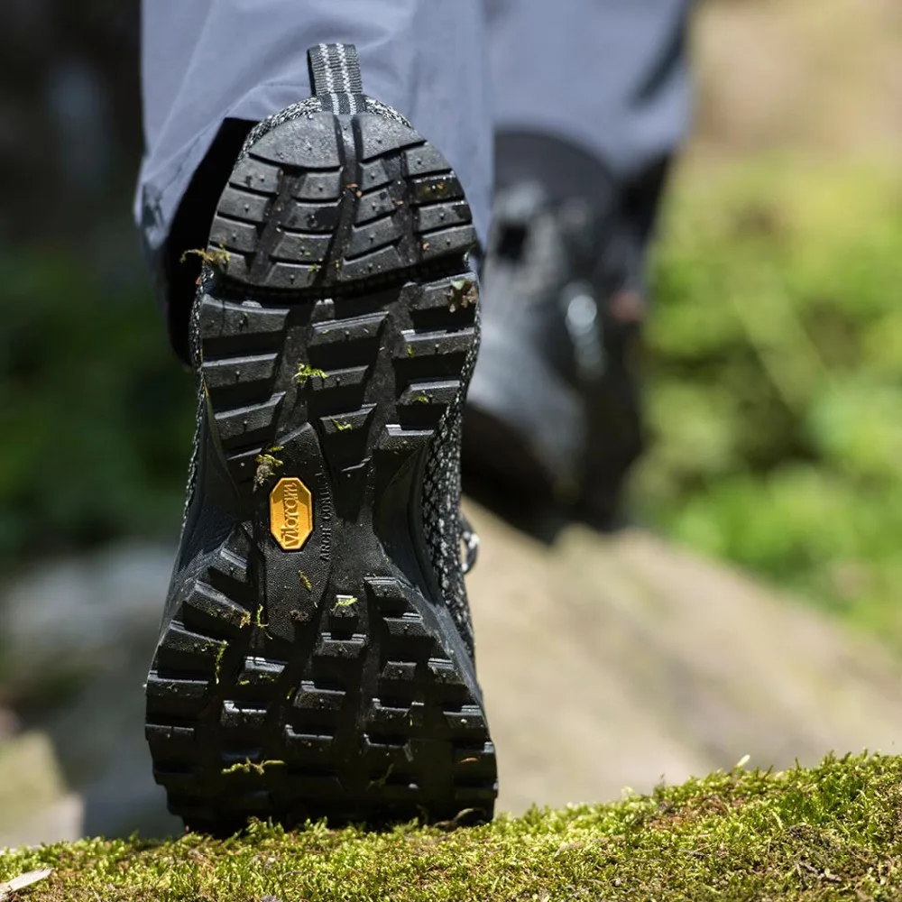 106968c2fde937dd7b195ab4e33dd3a6