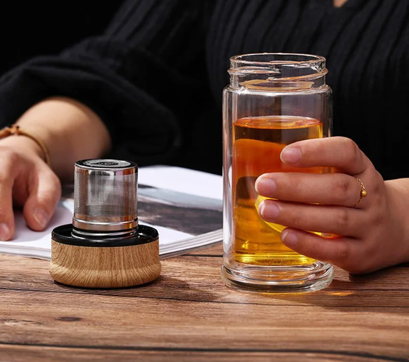 Wood-Grain-Double-Glass-Water-Bottle-With-Tea-Infuser-Leakproof-High-Borosilicate-Glass-Smart-Bottles-220ML(5)