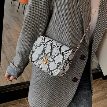 

Women Serpentine Messenger Bag Small Square Shoulder Bags PU Leather Snake Print Chain Crossbody Bags Small Shoulder Handbag
