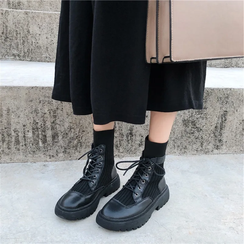 

Shoe Women's 2019 Trendy Shoes England Lace-up Martin Boots Women's Autumn And Winter Monsoon New Style Knitted Bootie Short Bla