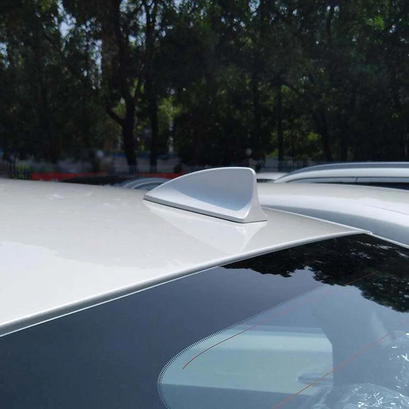 Auto Car Universal Dummy Shark Fin Roof Antenna Decorativa Per Bmw Tutte Le Serie 1 2 3 4 5 6 7 X E F-Series E46 E90 X1 X3 X4 X5 X6