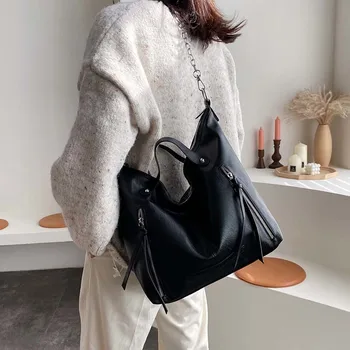 

Solid Color PU Leather High Capacity Handbags For Women Black Chain Crossbody Shoulder Bag Female Winter Travel Totes