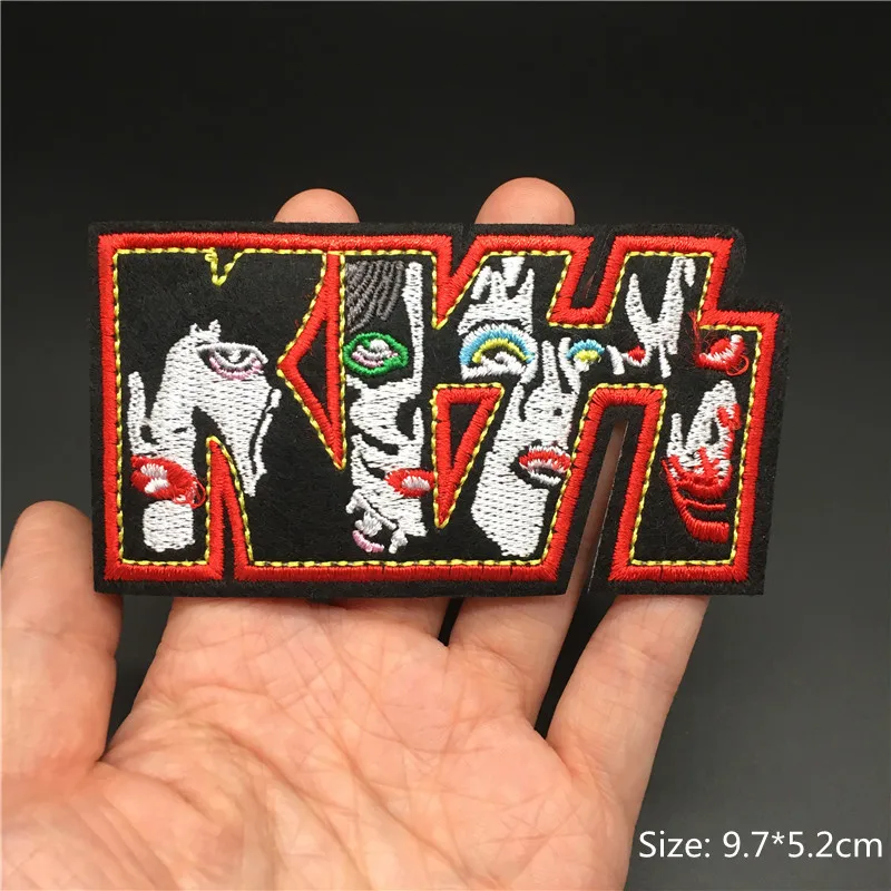 Band Rock Clothes Badges Iron On Patches Appliques Embroidered Music Punk Stripes for Clothes Jacket Jeans Diy Decoration