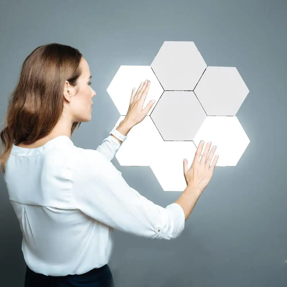 

New Quantum lamp led Hexagonal lamp modular touch sensitive lighting night light magnetic hexagons creative decor wall lampara