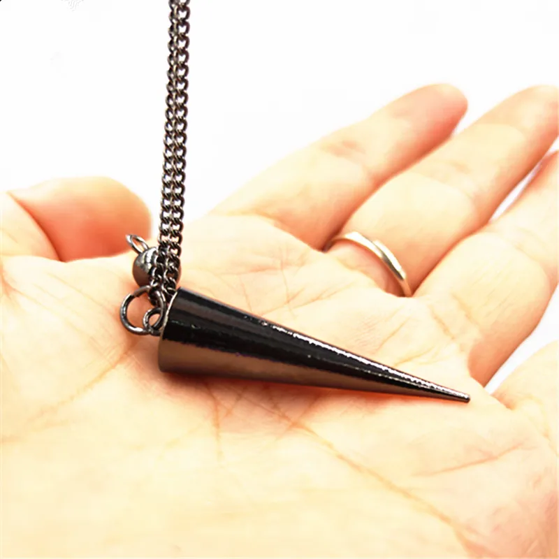 pendulums for dowsing pendule de reiki pendant Healing Pyramid spiritual pendulum for dowsing Copper meatl Charms Chakra Amulet - Окраска металла: 3.8cm  black