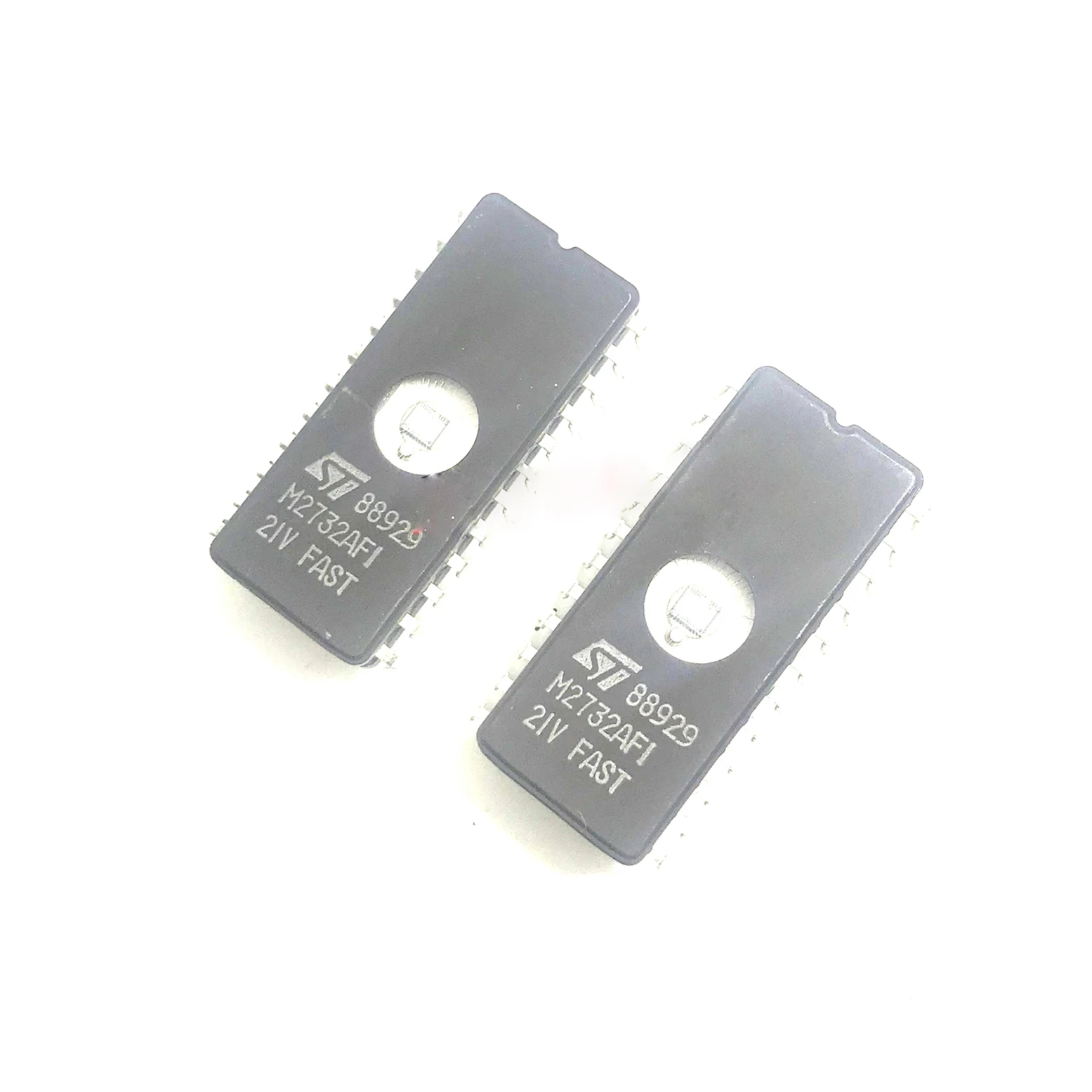 50 шт./лот M2732AFI 21V CDIP24 M2732 AFI NMOS 32K 4K x 8 UV EPROM M2732AFI21V M2732AF1 AF1 21V|Драйвер двигателя| |