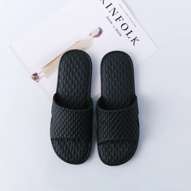 

Creative Eva Men And Women Bathroom Anti-slip Slipper Home Daily Slipper Black And White Couples Soft-Sole Slippers