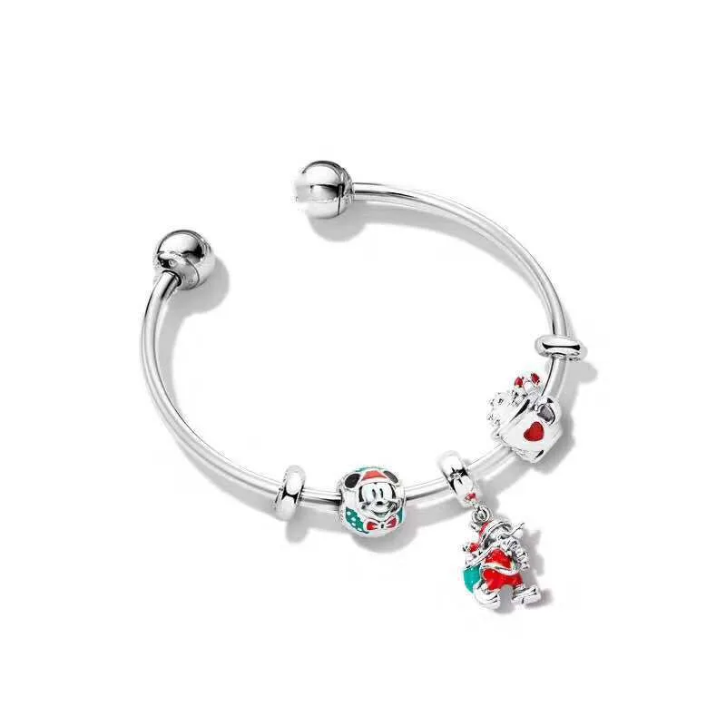 

Kaliyah 100% 925 Pure Silver, High Quality 1:1 Original Engraved Silver Small Snow Man Pattern Bracelet Free Of Charge