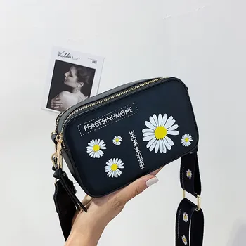 

Handbag Women shoulder bags Fashion printing 2020 Small daisy new messenger bag wild Small Square Bag luxury shoulder bag bolsas