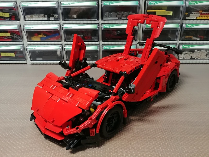 MOC 34645 Lamborghini Aventador SV Remote Controlled by Lego Bee with 1697 pieces