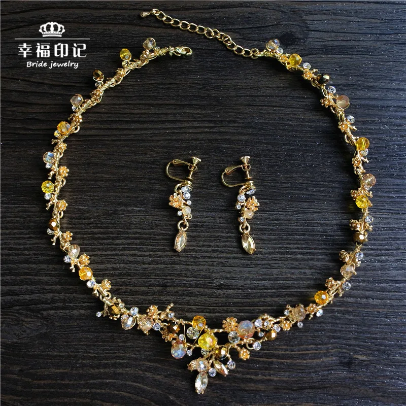 

Korean Style Bride Handmade Champagne Color Crystal Necklace Earrings Two Pieces Man-made Diamond Set Sets of Chain Wedding Dres