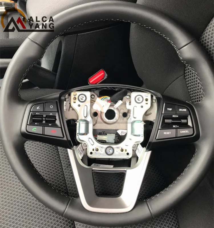 Кнопки управления круиз контролем на руль для Hyundai Creta ix25 2 0 L 96700C90004X 96710C90004X