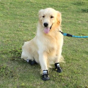 

New 4PCS Small Dog Shoes Waterproof Dog Boots Reflective Nylon Button Rugged Anti-Slip Sole Dog Shoes
