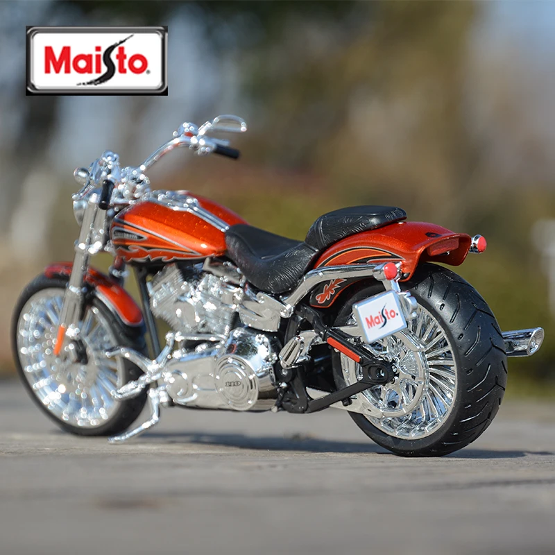 Модель мотоцикла Maisto 1:12 CVO Breakout Diecast из сплава