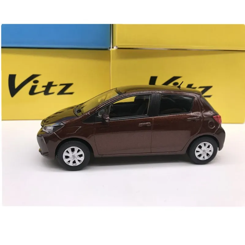 1:30 сплав модель автомобиля toyota vitz Детская игрушка автомобиль коллекция подарки