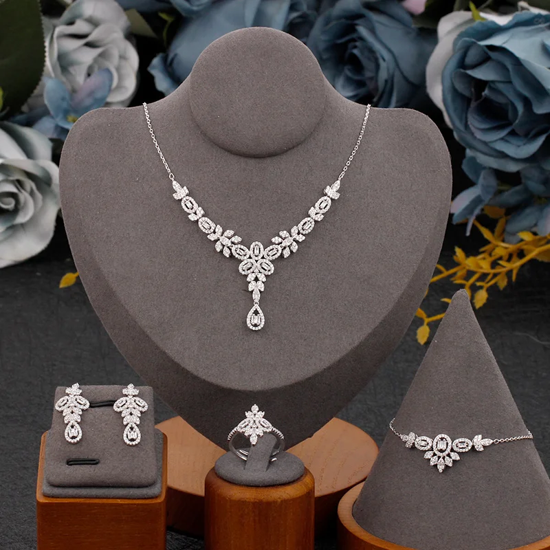 

Bride Talk New Design Pretty 4 PCS Jewelry Set For Wedding Engagement Cubic Zirconia Necklace Earrings Ring Women Accessories