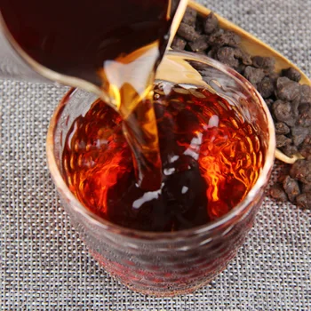 

Yunnan Pu'er Tea Tea Fossil Waxy Fragrant Pu'er Old Tea Cooked Tea Tea Leaf 100g Canned