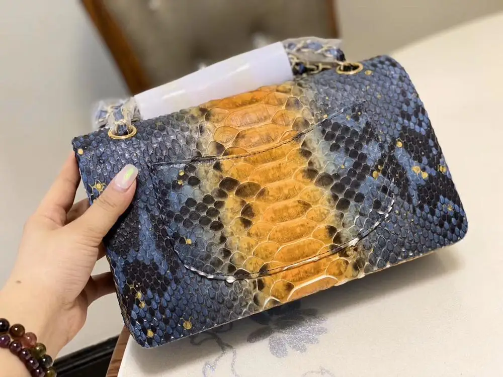 

2020 Luxury Handbags for women genuine leather top quality shoulder bag cross body bags mini chain purse Luxury designer bra