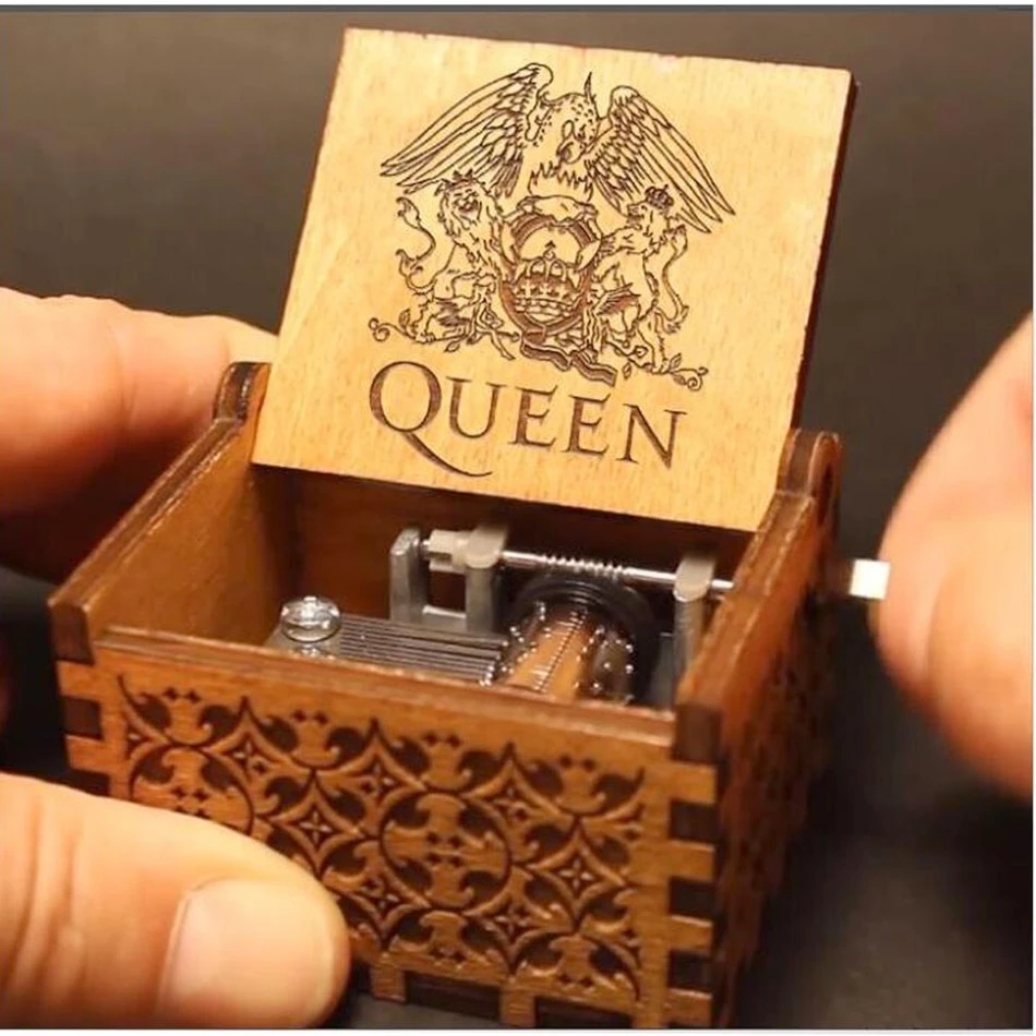 

50pcs Wooden Manual Music Box Queen