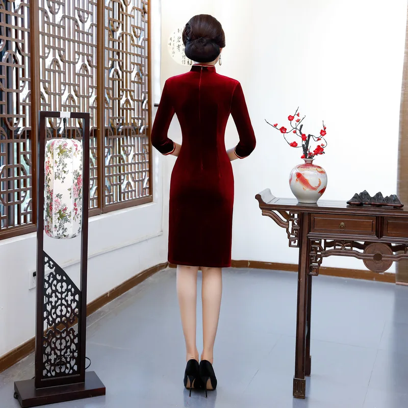 Дамы цветок бисером Qipao Осень бархат Тонкий Cheongsam элегантный китайский стиль вечернее платье Vestidos плюс размер 3XL 4XL