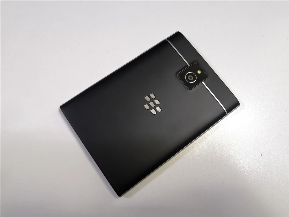 iphone xr refurbished Original BlackBerry Passport Q30 Quad Core 4.5Inches LTE 3GB RAM 32GB ROM 13MP QWERTY Keyboard BlackBerry OS Unlocked Cellphone iphone 7 refurbished
