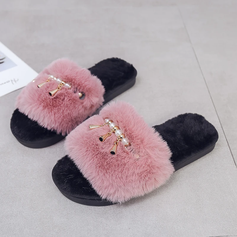 

WENYUJH 2019 Home Slippers Woman Soft Plush Shoes Pantufa Coral Velvet Warm Shoes For Women Winter Indoor Cotton Slipper