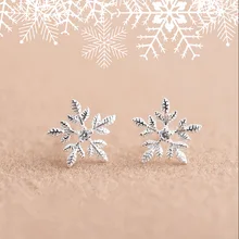 Трендовые серебряные серьги-гвоздики со снежинками 925 Рождественские аксессуары украшения Роскошные ювелирные изделия простой стильный подарок для женщин