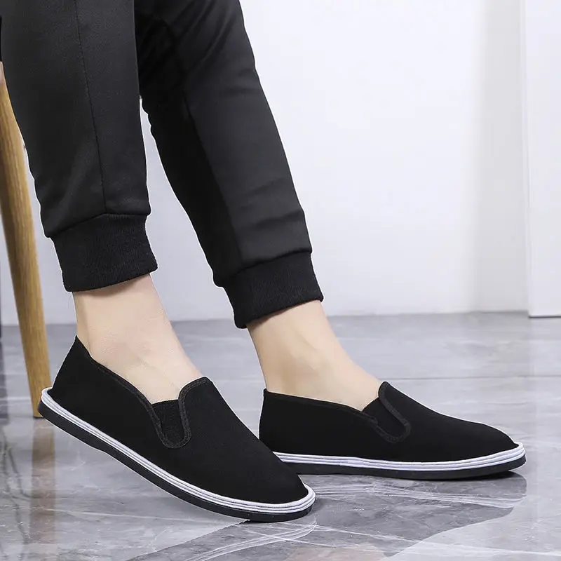 Casual Shoes Men's 2023 New Outdoor Light Canvas Walking Shoes Spring Autumn Men's Moccasin Antiskid Driving Shoes Large 45 2