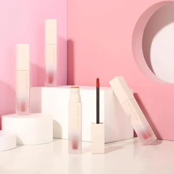 

1 Pc Small White Tube Lip Glaze Velvet Matte Lip Gloss Silky Lip Balm Long Lasting Waterproof Liquid Lipstick Lipstick Set