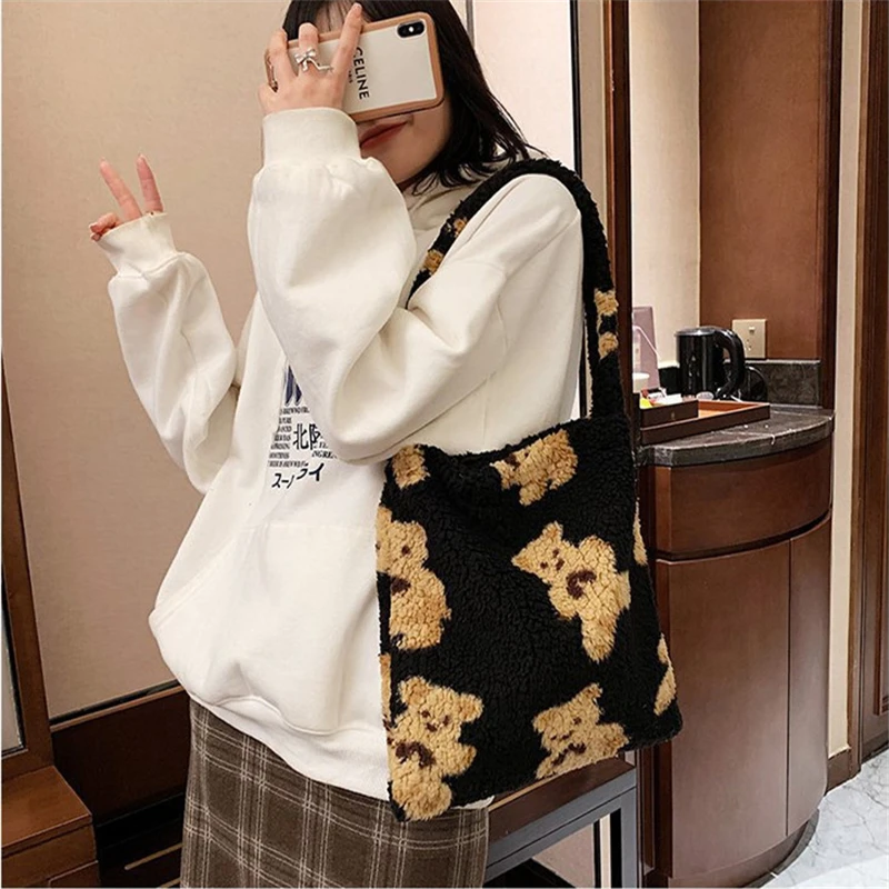 Women Lamb Like Fabric Shoulder Bag Autumn Winter Plush Cartoon Bear Handbags Large Capacity Shopping Bags Girls Cute School Bag
