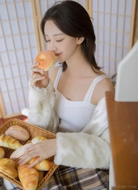 清纯美女