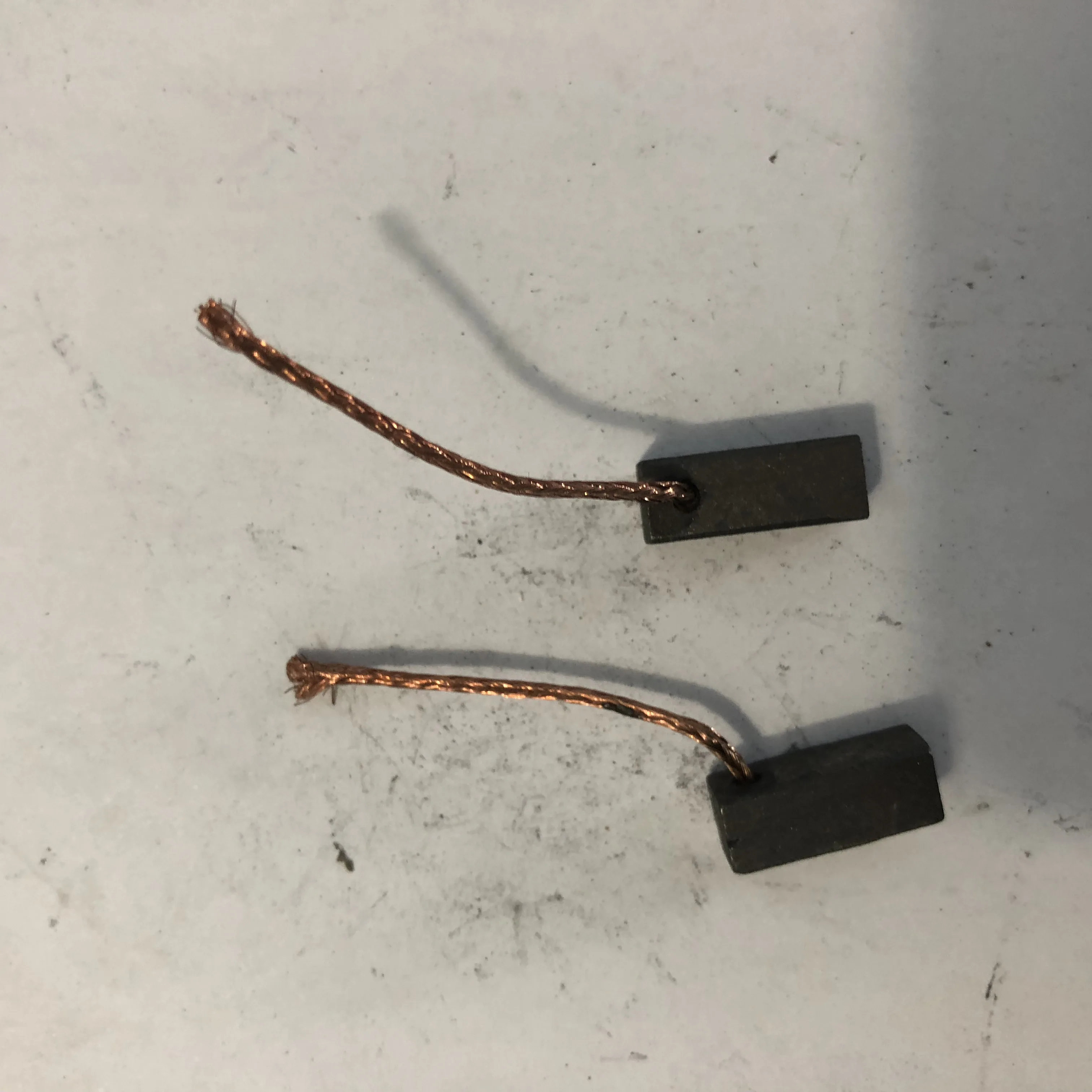 Сменный электроинструмент для двигателя карбоновая щетка автомобиля 2 шт. 6x6x15 мм