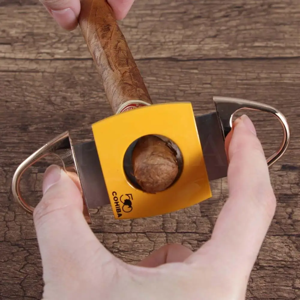 COHIBA сигарный набор ветрозащитный 3 струйный фонарь Зажигалка Карманный металлический резак для сигар портативная Роскошная сигарная пепельница для кубинской Зажигалка для сигар