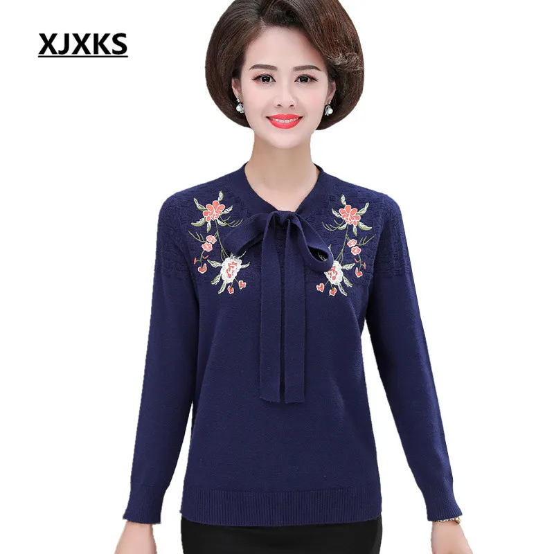 

XJXKS 2019 autumn winter new bow collar women sweater plus size high quality embroidery cashmere knitted sweater women pullover